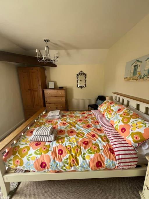 Wish End Cottage Ratton Экстерьер фото