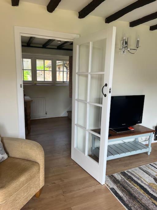Wish End Cottage Ratton Экстерьер фото