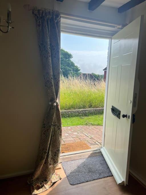 Wish End Cottage Ratton Экстерьер фото
