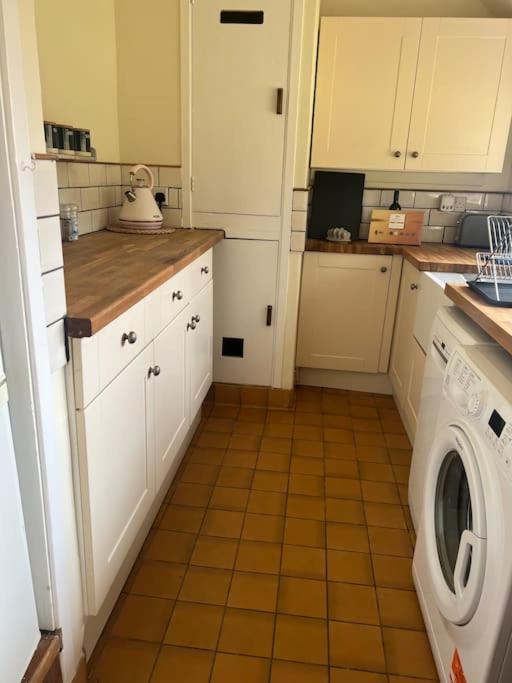 Wish End Cottage Ratton Экстерьер фото